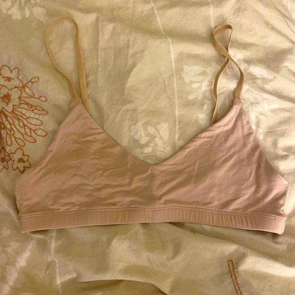 Aritzia pink bralette
